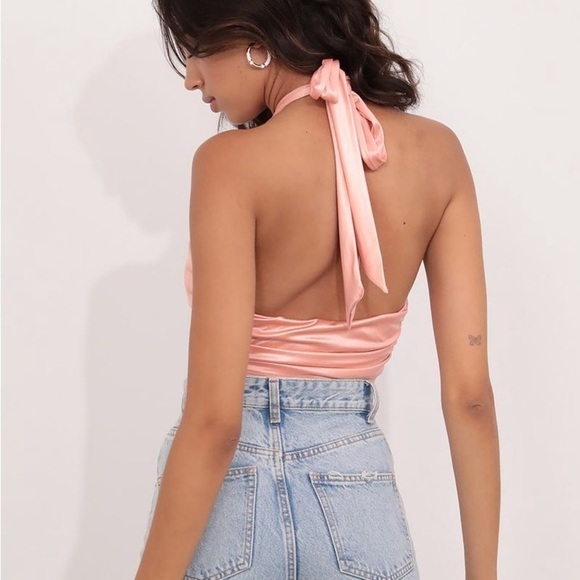 LUCY IN THE SKY Halter Top In Peach - Picture 2 of 6
